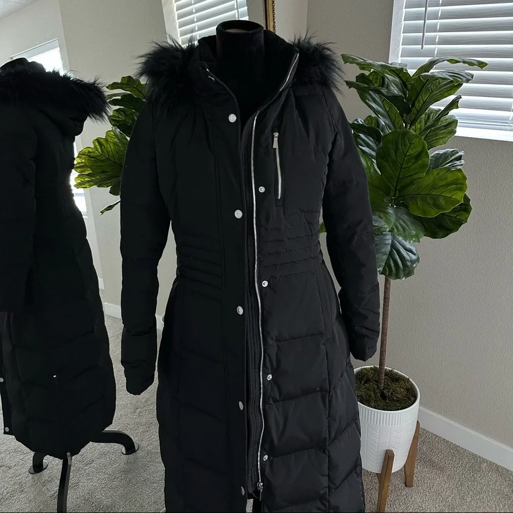 NWOT Faux Fur Trim Maxi Puffer